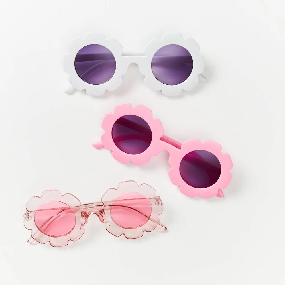 Edna Round Flower Sunglasses in Jet Frame Dark Lens