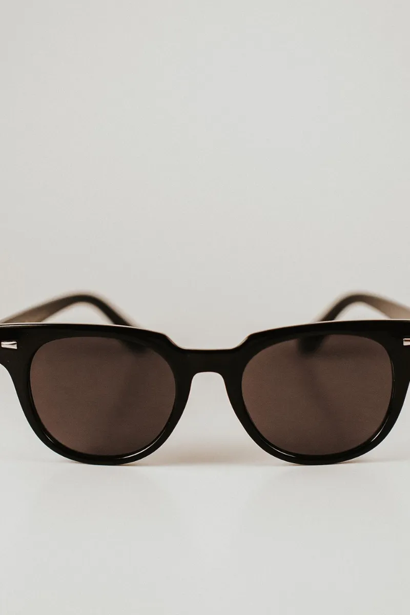 willa wayfarer sunglasses