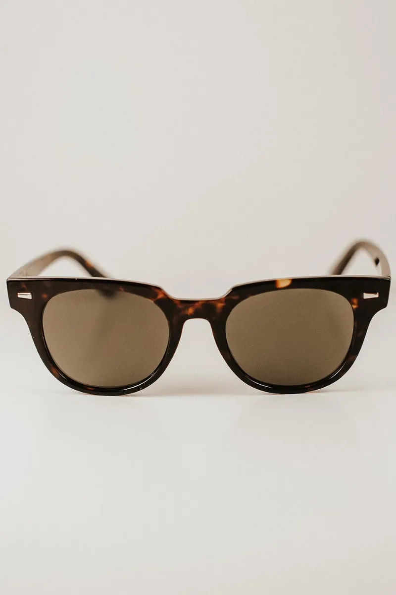 willa wayfarer sunglasses