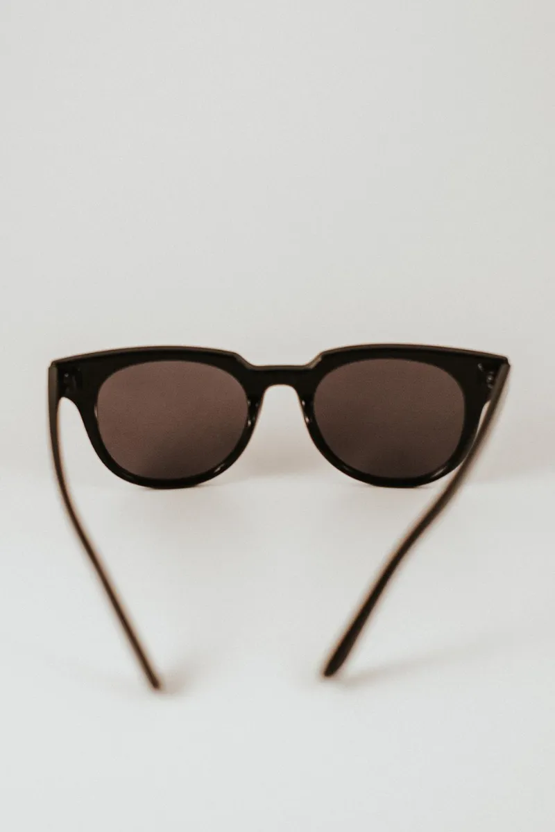 willa wayfarer sunglasses